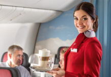Praca stewardessy- jak wygląda, na czym polega? Praca stewardessy