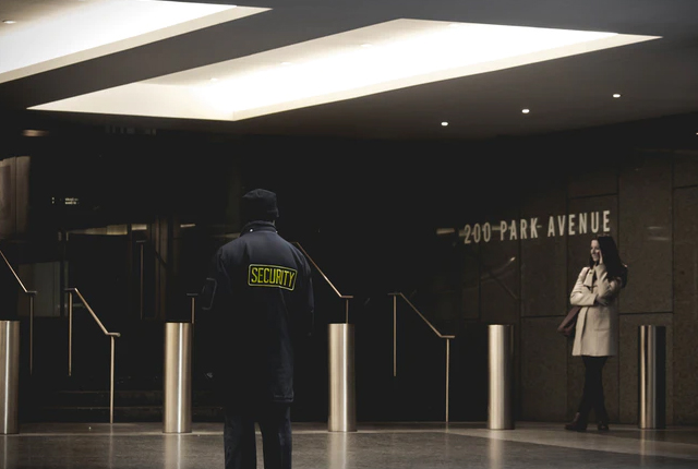 Jak zostać ochroniarzem