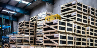 Jak zostać magazynierem