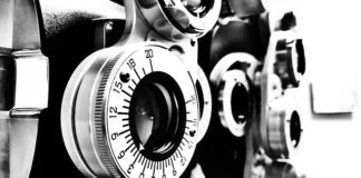 ile zarabia okulista