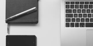 Jakie są sposoby na zwiększenie konwersji na stronie internetowej poprzez dostosowanie treści do potrzeb i oczekiwań odbiorców