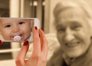 Jaka jest różnica między wskaźnikiem a referencją?