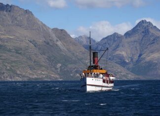 Ile zarabia się jako fryzjer?