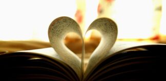 Jakie są główne zalety systemów rozproszonych?