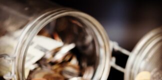 Czy da się sprawdzić dochody firmy?