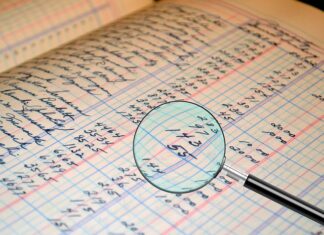 Ile lat może badać biegły rewident?