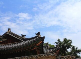 Czym różni się akredytacja od certyfikacji?