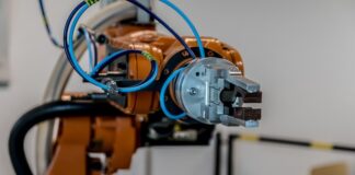 Jaka praca po automatyka i robotyka?